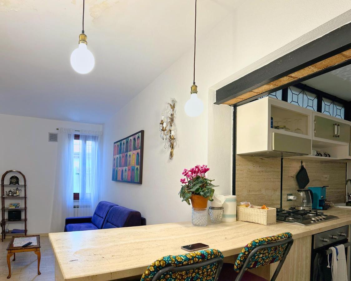 Lovely Apartment In Via Della Scala, Trastevere Rome Exterior photo